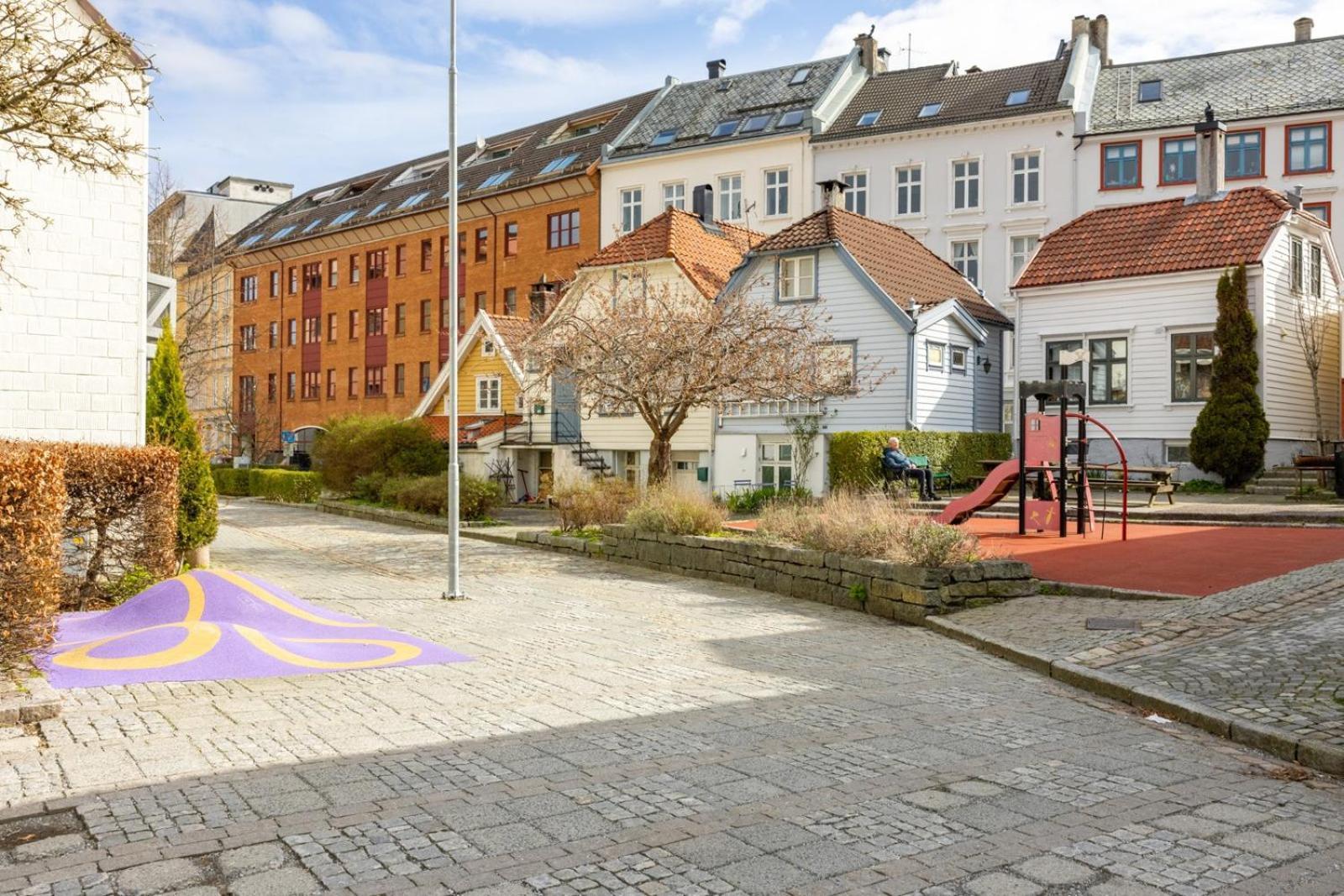 Urban Retreat, Gateway To Bergen Apartment Exterior photo